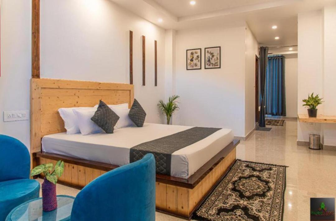 The Hillside Inn Kasauli By Exotic Stays Exterior foto
